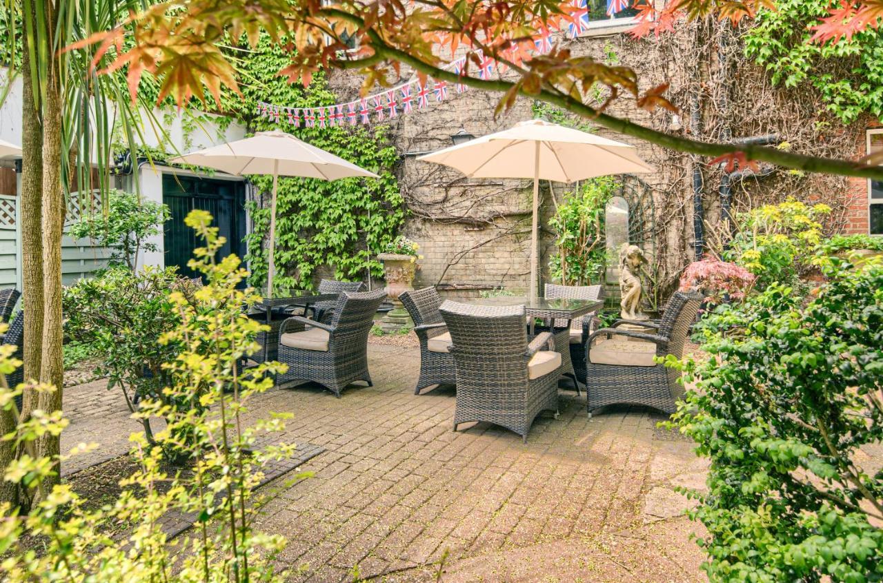 Mercure Salisbury White Hart Hotel & Apartments Extérieur photo