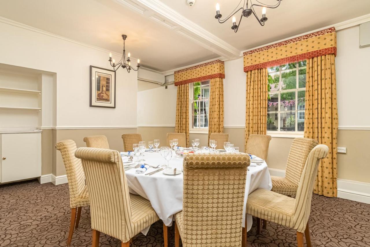 Mercure Salisbury White Hart Hotel & Apartments Extérieur photo
