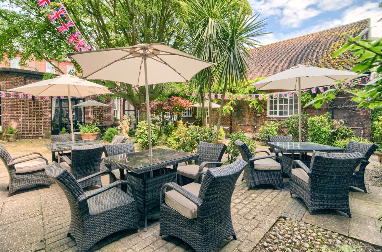 Mercure Salisbury White Hart Hotel & Apartments Extérieur photo