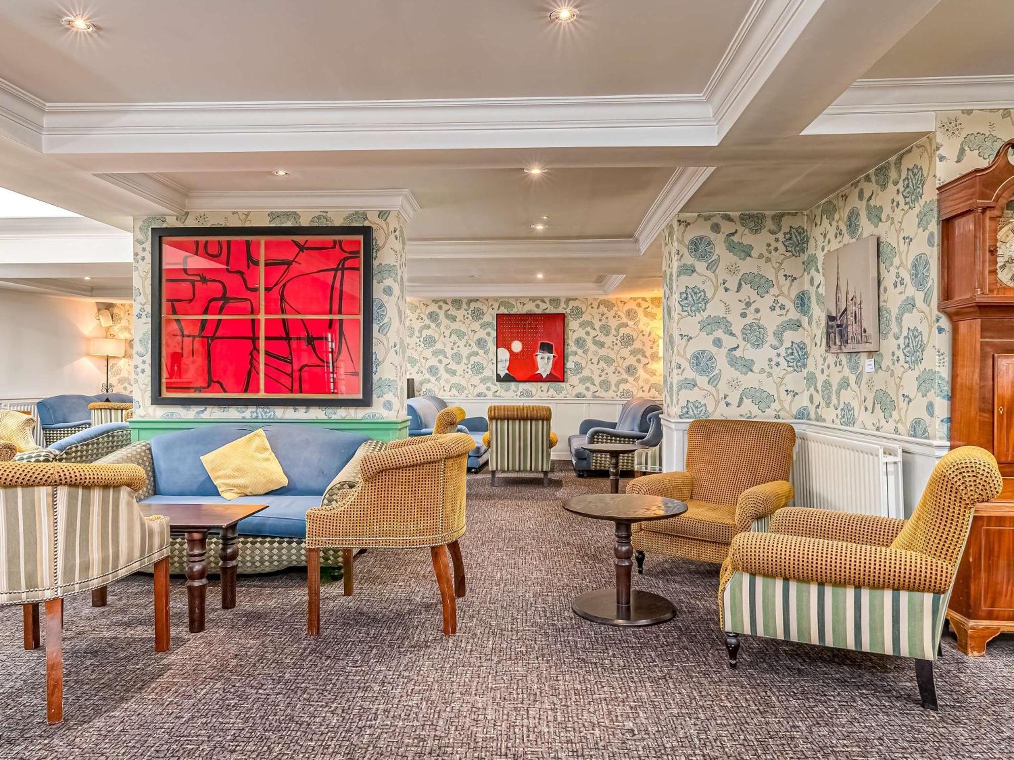 Mercure Salisbury White Hart Hotel & Apartments Extérieur photo